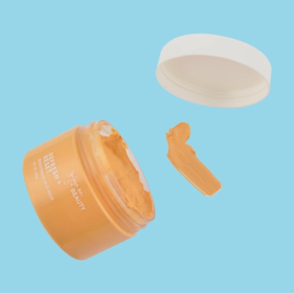 🌸 GLOW ON 5TH - REFRESH + RESET Brightening Mud Mask 🌸